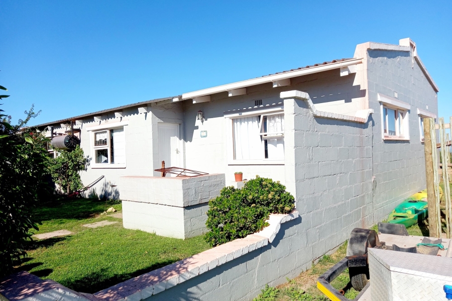 4 Bedroom Property for Sale in Bluewater Bay Western Cape